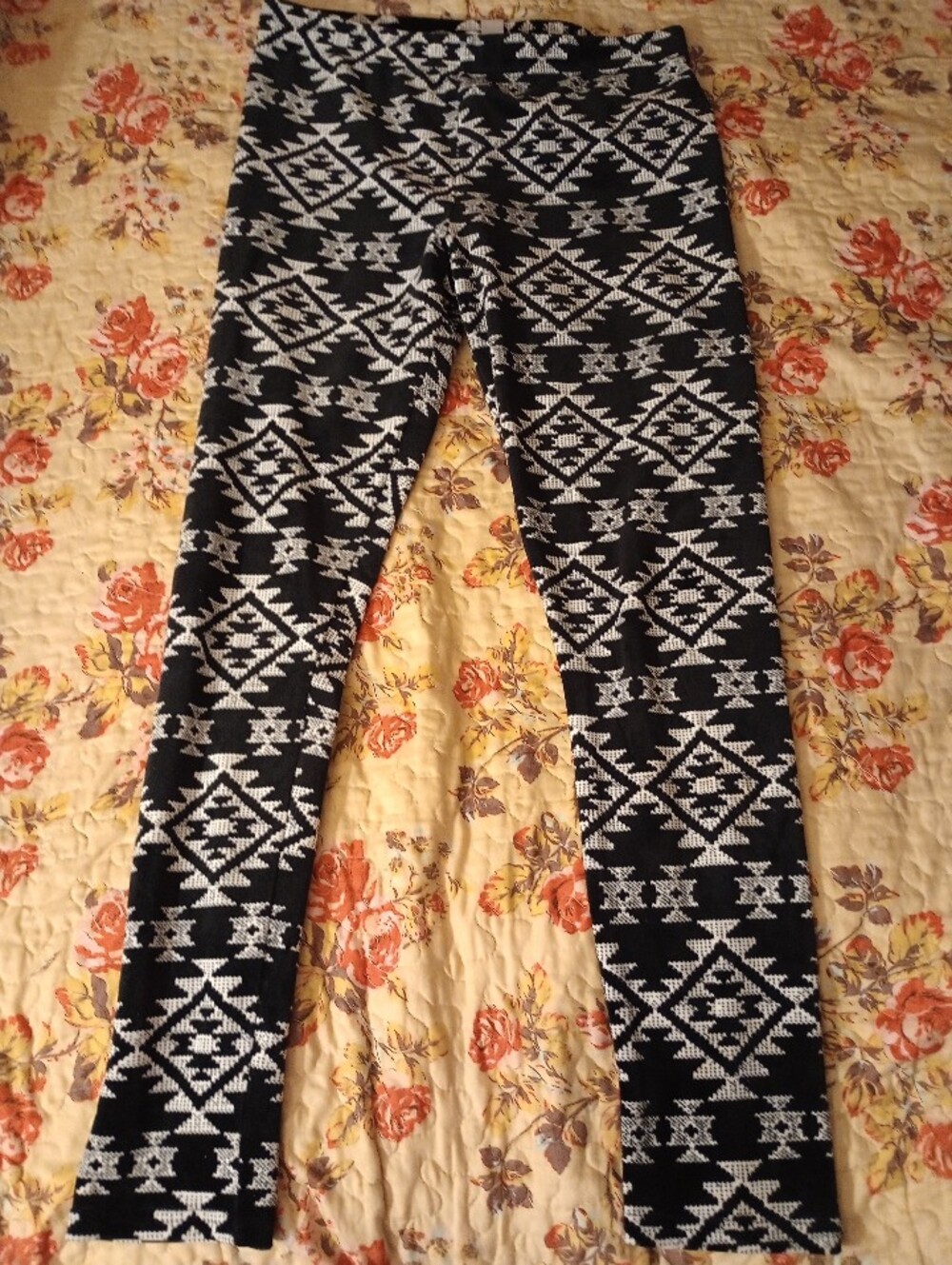 Boho Velour Black & White Aztec Knit Leggings Women's
